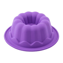 Load image into Gallery viewer, Cake and Cookie Molds - Classic Mini Cake Mold 6 pieces