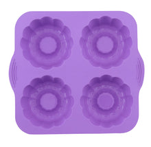 Load image into Gallery viewer, Cake and Cookie Molds - 4-Piece Clover Cake and Cookie Mold