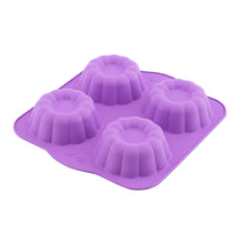 Load image into Gallery viewer, Cake and Cookie Molds - 4-Piece Clover Cake and Cookie Mold