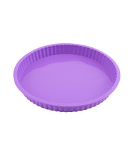 Load image into Gallery viewer, Cake and Cookie Molds - Classic Pie Mold