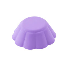 Load image into Gallery viewer, Cake and Cookie Molds - Clover Cake and Muffin Mold 6 pieces