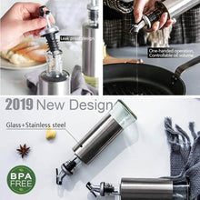 تحميل الصورة في عارض المعرض، Glass control pot with stainless steel and BPA-free design for easy oil dispensing in the kitchen.