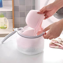 تحميل الصورة في عارض المعرض، Laundry Bags - Set of 2 Durable for Washing Machine (1 Cylinder 16 x 16 cm & 40 x 50 cm Bags) – Honeycomb Mesh for Delicates with Premium Zipper