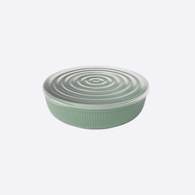 تحميل الصورة في عارض المعرض، Green ceramic bowl with a lid on a white background