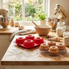 Load image into Gallery viewer, Clover Cake & Cookie Molds | 4-Piece Silicone Set