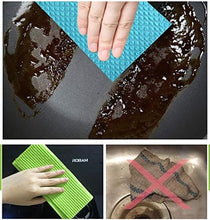 تحميل الصورة في عارض المعرض، Silicone mat with oil resistance, cleaning effectiveness, and non-stick properties demonstrated.