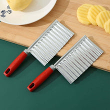 تحميل الصورة في عارض المعرض، Crinkle Cutter - Wavy Slicer for Vegetables and Fruits with Stainless Plastic Handle