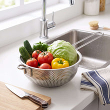تحميل الصورة في عارض المعرض، 22.5cm Heavy-Duty Stainless Steel Colander | Long Handle Strainer & Fry Basket - Silver