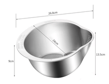 Load image into Gallery viewer, Multifunction stainless steel bowl with measurements: 26.8cm width, 24cm diameter, and 13.5cm height.