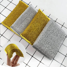 Load image into Gallery viewer, Pack of 4 heavy-duty nylon cleaning sponges in gold and silver, ideal for tough dishwashing without scratching surfaces.