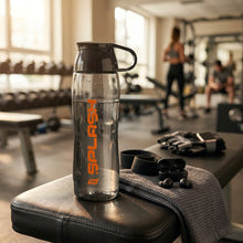 تحميل الصورة في عارض المعرض، Black water bottle with 'Splash' branding on a white background
