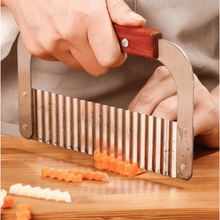 Load image into Gallery viewer, 1 Pc Durable French Fry & Vegetable Crinkle Cutter | Wavy Slicer with Wooden Handle
