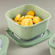 Load image into Gallery viewer, Food Storage Containers - MicroSafe Square (1800 ml.) with Lid