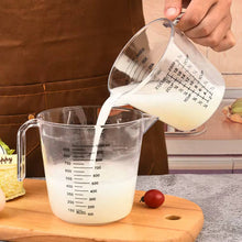 Load image into Gallery viewer, Measuring Cups & Spoons - Acrylic Measuring Containers - Clear graduated cup 2 Sizes