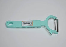 Load image into Gallery viewer, Peelers - Plastic Fruits / Vegetables Practic Peeler