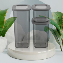 Load image into Gallery viewer, Food Storage Containers Set with Silicone Lid Square ( 1750 ml ) showcasing two stylish gray containers on a display.