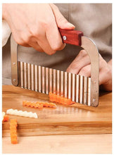 Load image into Gallery viewer, 1 Pc Crinkle Cutter - Wavy Slicer for Vegetables and Fruits with Wooden Handle
