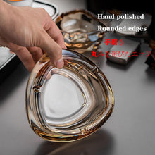 Load image into Gallery viewer, 1 Pcs Portable Modern Ashtray - Clear Crystal Glass Smooth for Cigarettes - 11 * 6 cm
