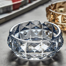Load image into Gallery viewer, 1 Pcs Portable Modern Ashtray - Geometry Crystal Glass for Cigarettes - 12 * 5 cm
