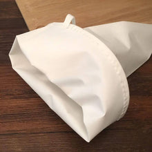 Load image into Gallery viewer, Professional cream pastry bag, ideal for cupcake decoration, sturdy and reusable for mess-free piping.
