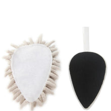 تحميل الصورة في عارض المعرض، Two makeup sponges, one white and one black, on a white background.

