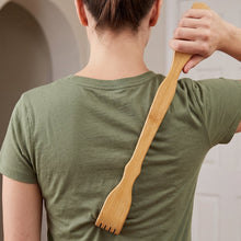 تحميل الصورة في عارض المعرض، Bamboo Back Scratcher - Traditional Wooden Massager &amp; Itching Relief Wand (43x3.5 cm)
