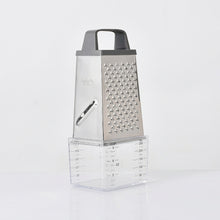 Load image into Gallery viewer, A stainless steel box grater with a dark gray handle, resting on a clear plastic measuring container with measurement markings. The YIGYI brand logo is visible in the top left corner.
