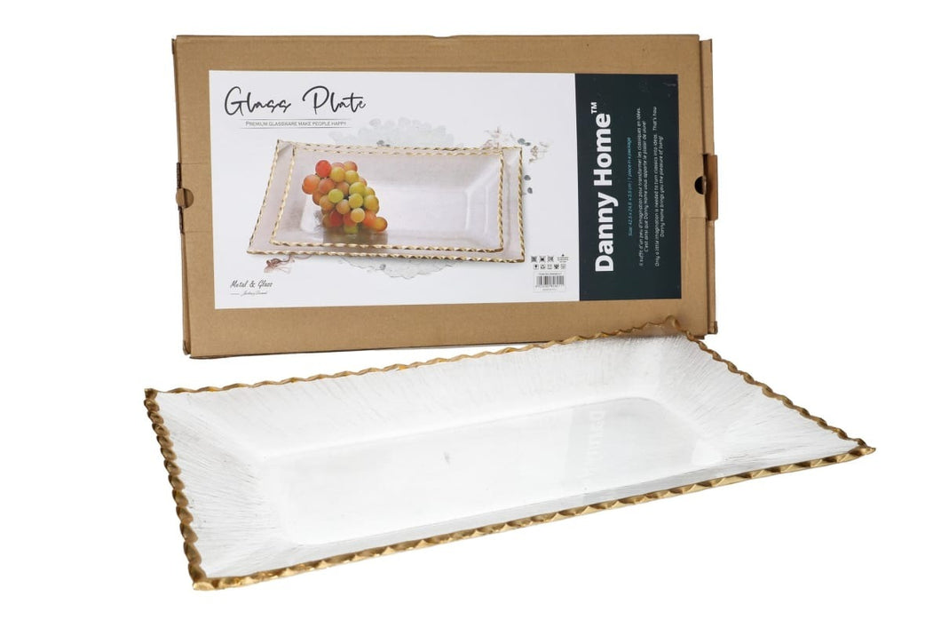 Elegant rectangular glass serving platter with gold rim, ideal for appetizers and desserts, 42 x 24 x 3 cm.