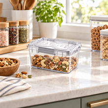 تحميل الصورة في عارض المعرض، Food Storage Box 750ml | Latch Clips &amp; Clear Body
