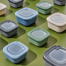 Load image into Gallery viewer, Food Storage Containers - MicroSafe Square stripe (1800 ml.) with Lid
