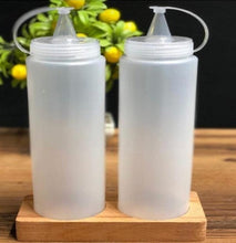 Load image into Gallery viewer, Squeeze Sauce Bottle - 400ml. / 14oz.
