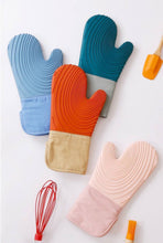 Load image into Gallery viewer, Gloves - Heat Resistant Silicone Grilling Gloves with Inner Cotton Layer for Barbecue, Cooking, Baking and Smoker
